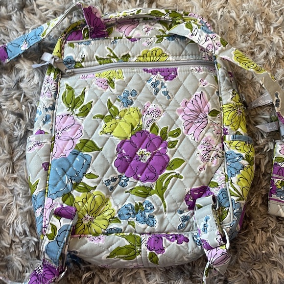 VERA BRADLEY floral mini backpack with MATCHING wallet (wallet is new with tag) - Picture 4 of 6